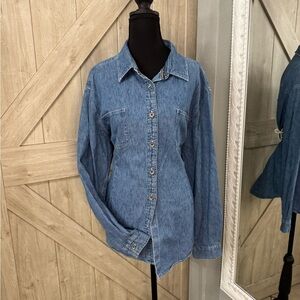 Vintage 90’s Disney Store Denim Pooh Shirt - XXL